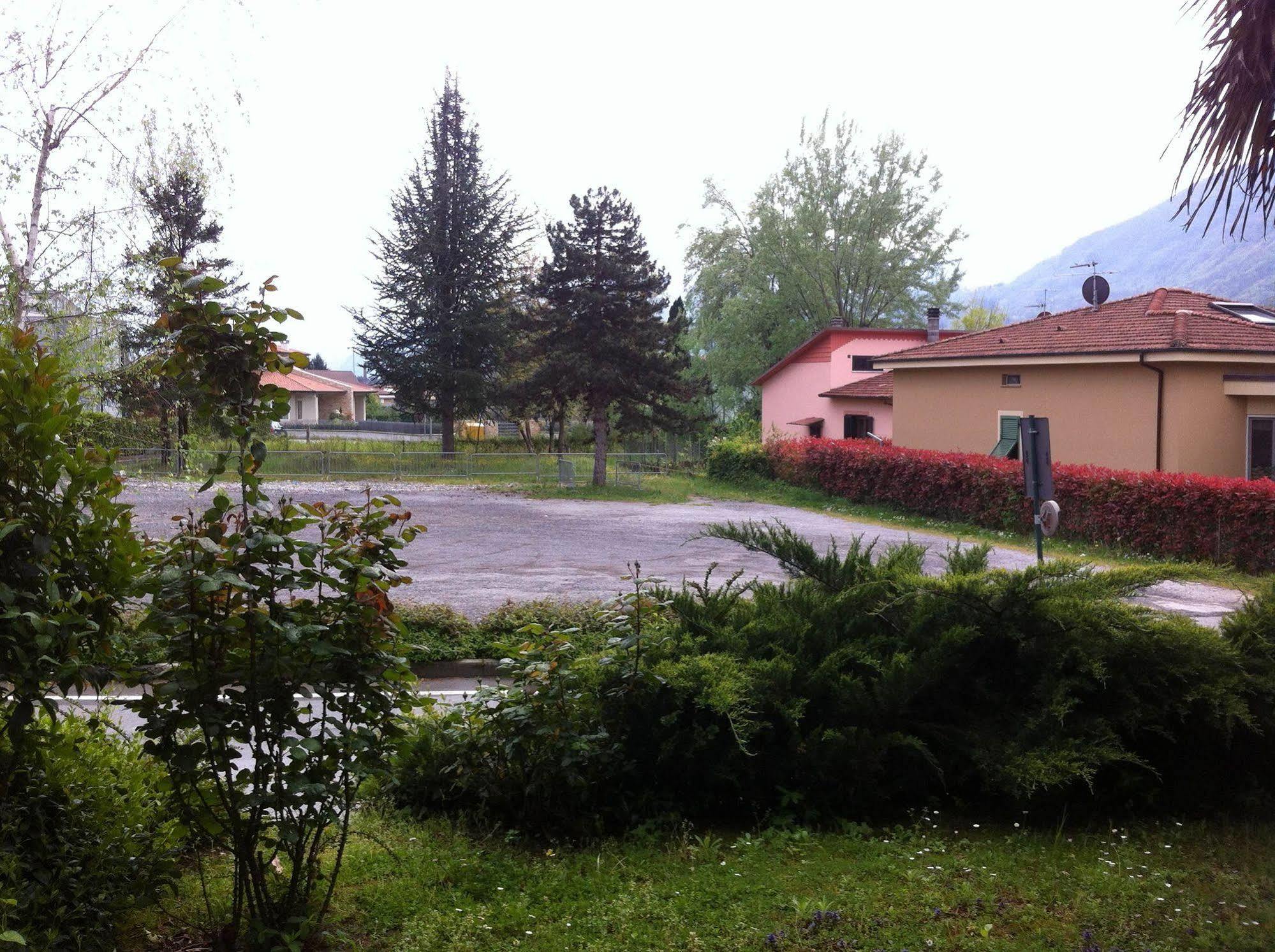 Hotel Cristallo Barga Fornaci di Barga Exterior photo