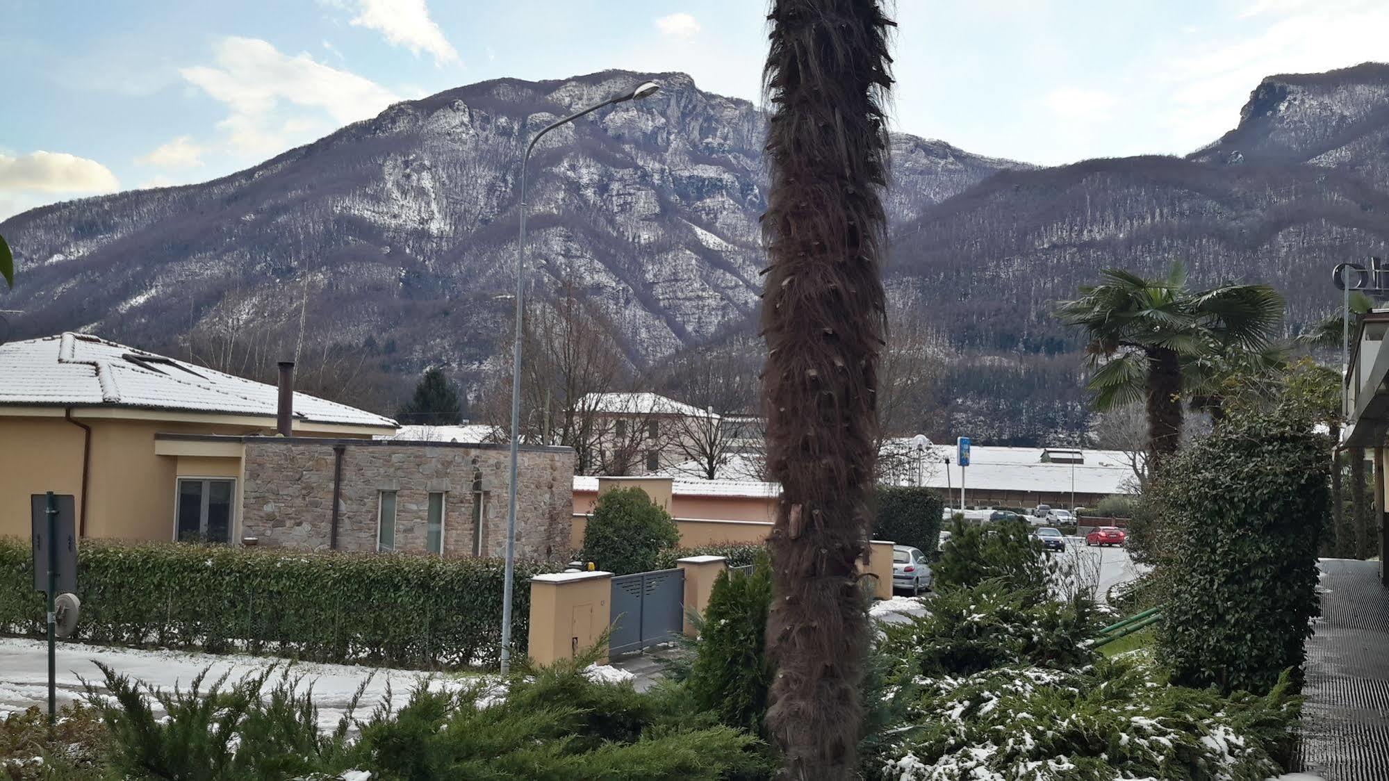 Hotel Cristallo Barga Fornaci di Barga Exterior photo
